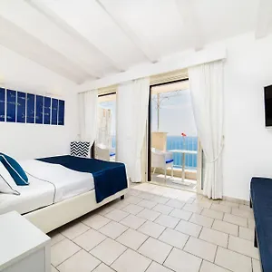 Al Pesce D'oro 2*, Amalfi Italien
