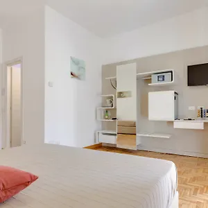 Dolce Luxury 2*, Rom Italien