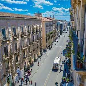 The Artist's Centro 2*, Catania Italy
