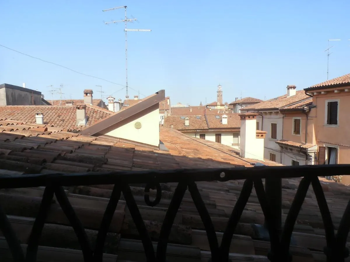 Stay in Verona Center 0*,  Italien