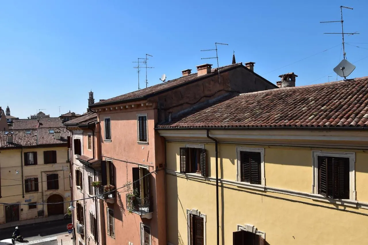 Stay in Verona Center Italien